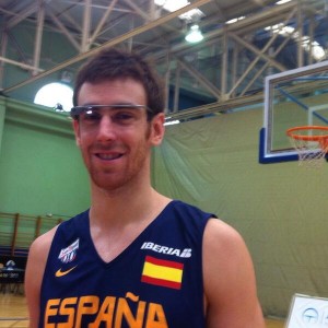 Victor claver trying glasses